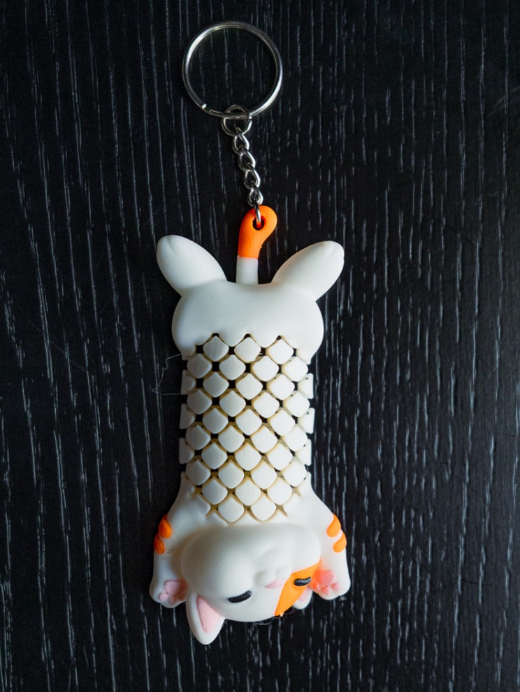 Meshy Cat Keychain