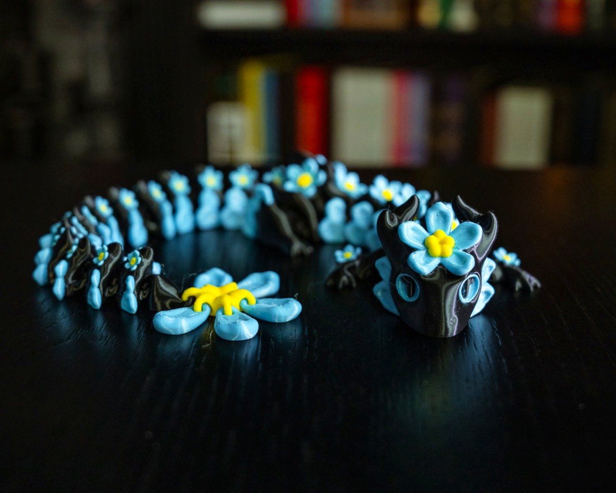 Forget Me Not Daisy Dragon